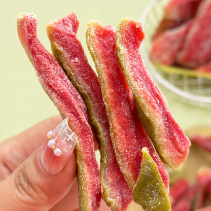 🎁🥝Say goodbye to sugar spikes! 💐Satisfy your cravings with our fiber-rich Red Guava slices